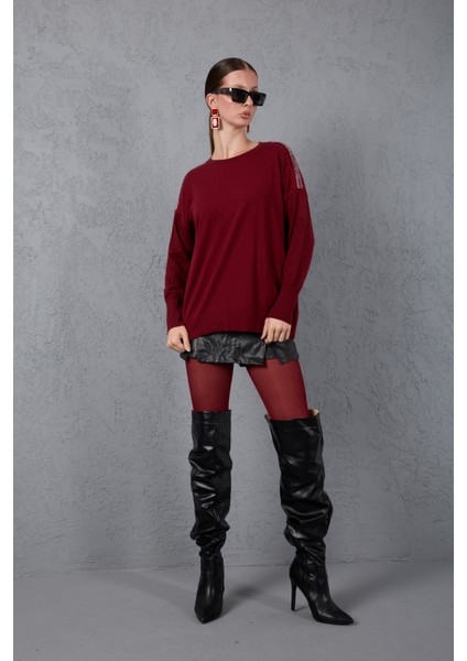 Kadın Bordo Omuzları Taş Detaylı Geniş Manşetli Bisiklet Yaka Triko Bluz