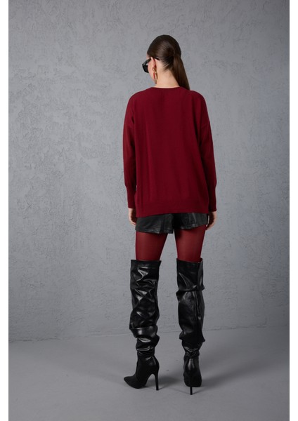 Kadın Bordo Omuzları Taş Detaylı Geniş Manşetli Bisiklet Yaka Triko Bluz