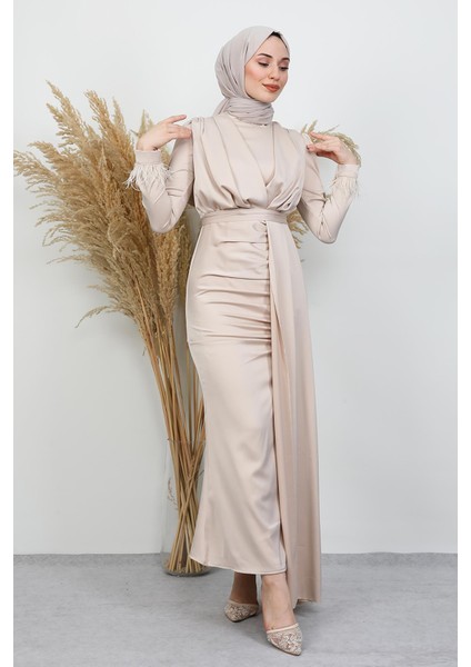 Tüylü Saten Tesettür Elbise Krem fırsatları