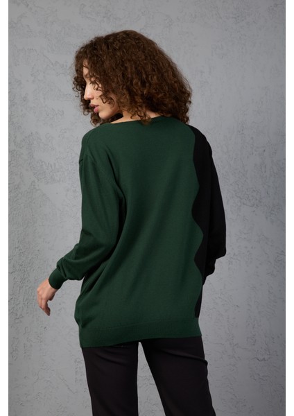 Haki-Siyah Iki Renkli Taş Detaylı V Yaka Triko Bluz indirimleri