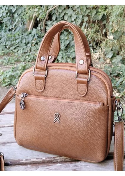 Kadın Deri Uzun Askılı El ve Omuz Çantası 24X20X8 fiyatları