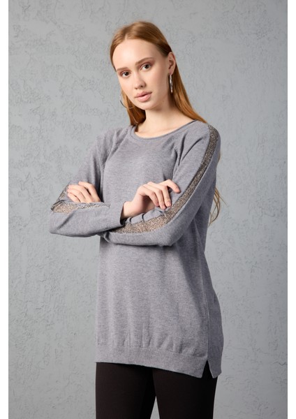 Kadın Gri Reglan Kol Simli Detaylı Yuvarlak Yaka Triko Bluz fiyatları