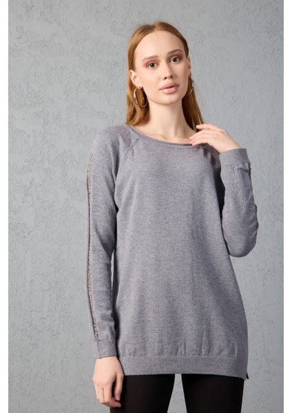 Kadın Gri Reglan Kol Simli Detaylı Yuvarlak Yaka Triko Bluz modelleri