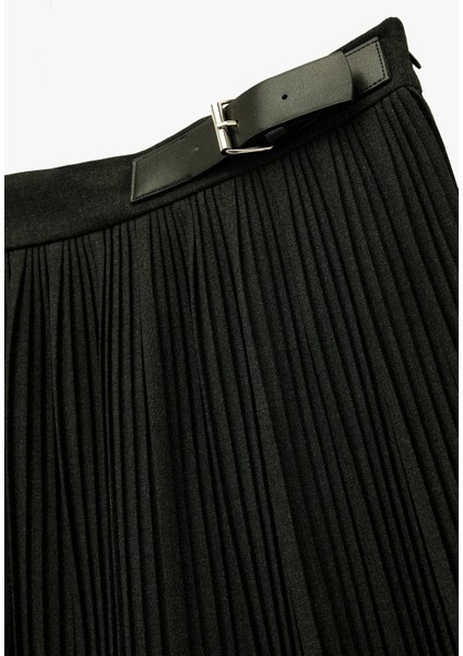 Kadın x Sibil Çetinkaya - Yarım Kemer Detaylı Mini Pileli Etek 6WAK70066PW fiyatları