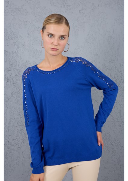 Kadın Saks Mavisi Ajurlu Inci Detaylı Reglan Kollu Yuvarlak Yaka Triko Bluz fiyatları