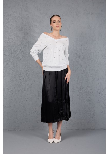 Kadın Beyaz Önü Taş Detaylı V Yaka Triko Bluz