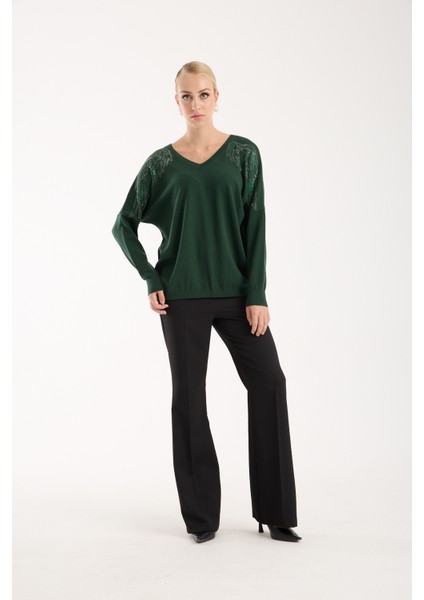 Kadın Haki Omuzları Taş Detaylı V Yaka Triko Bluz