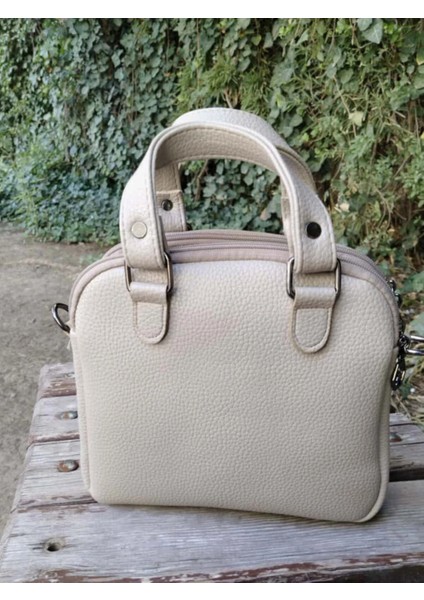 Kadın Deri Uzun Askılı El ve Omuz Çantası 24X20X8 modelleri