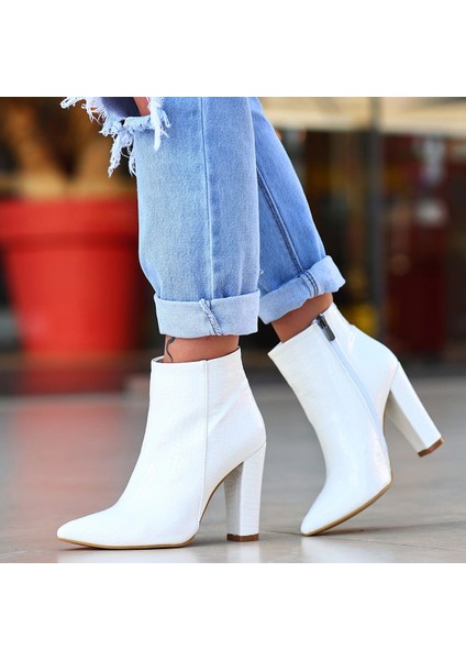 Mtxdpn Loora Beyaz Rugan Desenli Topuklu Bot (Numara: 39) indirimleri