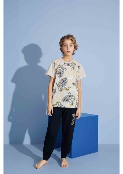 Erkek Çocuk Kaplan T-Shirt Uzun Alt Penye Süprem Bisiklet Yaka Orta Kalın Pijama TAKIMI-3973 modelleri