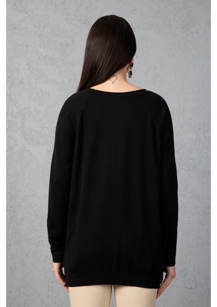 Kadın Siyah Reglan Kol Simli Detaylı Yuvarlak Yaka Triko Bluz indirimleri