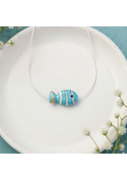 El Yapımı Porselen Açık Mavi Minik Balık Figürlü Kadın Kolye