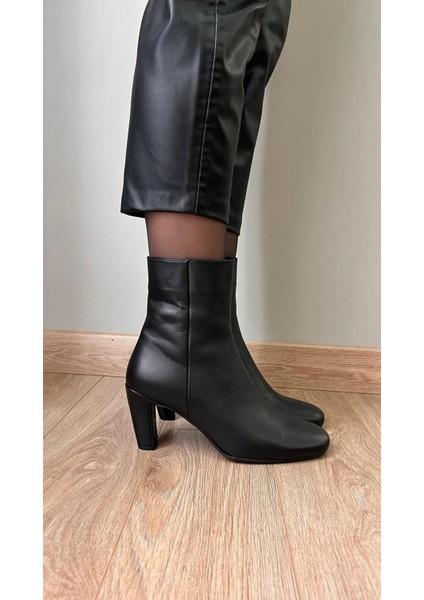 Liliyana Gerçek Deri Topuklu _ Kısa Kadın Çizme- Siyah Deri Çilt fırsatları