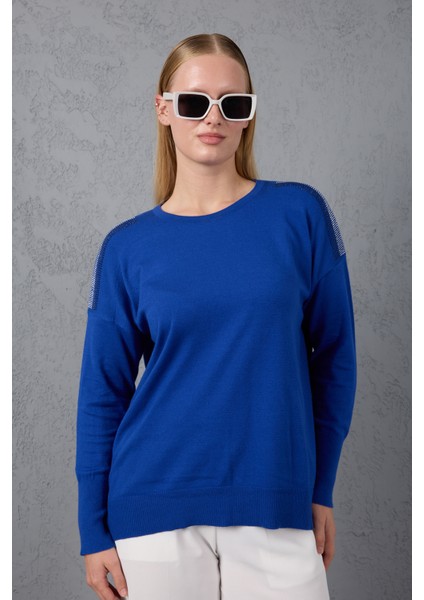 Kadın Saks Mavisi Omuzları Taş Detaylı Geniş Manşetli Bisiklet Yaka Triko Bluz