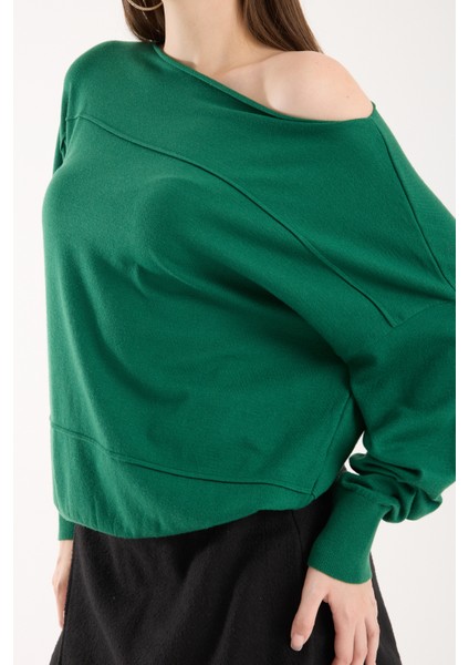 Kadın Zümrüt Yeşili Kayık Yaka Triko Bluz