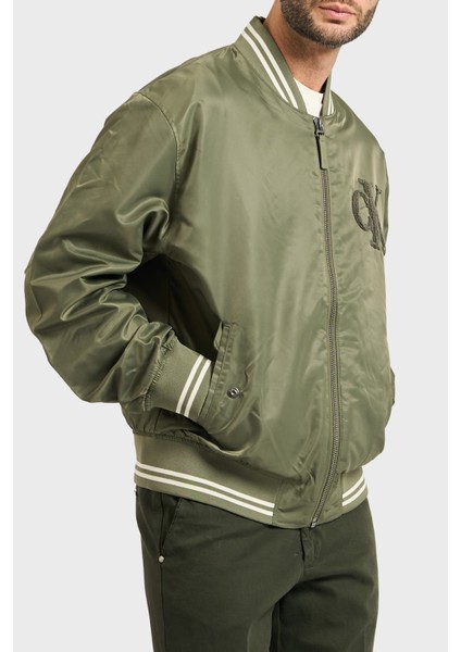 Regular Fit Kolej Yaka Suya Dayanıklı Bomber Mont LV04RD524GLDY Erkek Mont LV04RD524G Ldy modelleri