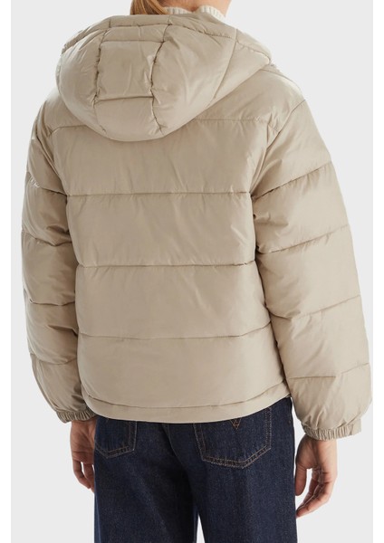 Kapitoneli Loose Fit Kapüşonlu Parlak Şişme Mont LV047D505GNSU Bayan Mont LV047D505G Nsu modelleri