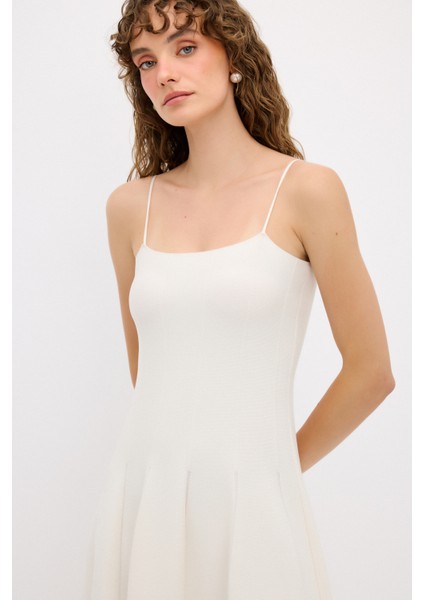 Askılı Triko Elbise Kemik 12444368000 fiyatları