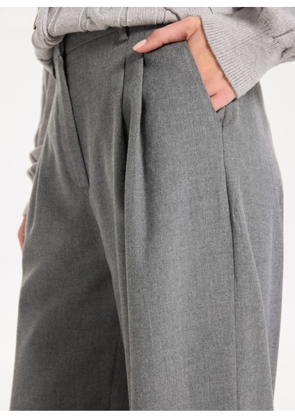Normal Bel Bol Kesim Gri Kadın Pantolon J5WL-PNT7075 fırsatları