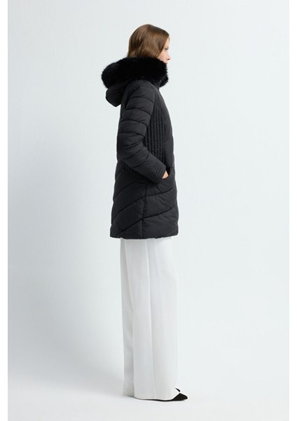 Kürk Detaylı Uzun Şişme Mont Siyah 15245279000