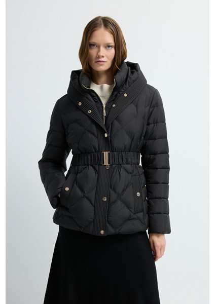 Kemerli Kısa Şişme Mont Siyah 15245278000