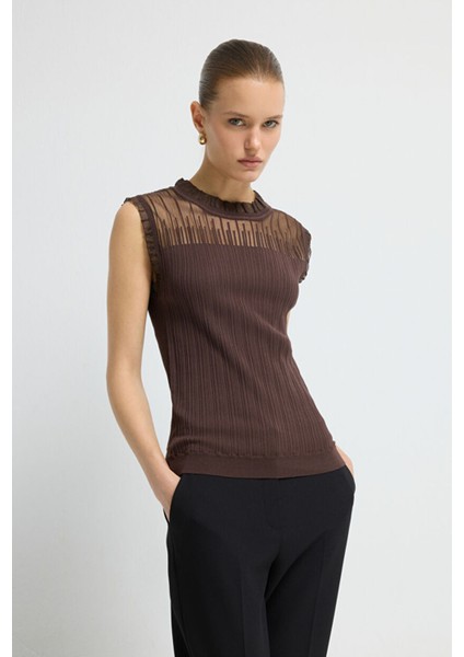 Tül Detaylı Kolsuz Triko Bluz Kahve 11544676001