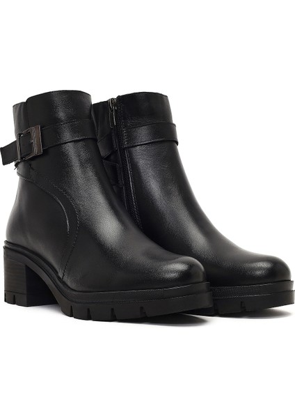 Kadın Siyah Fermuarlı Kalın Topuklu Deri Bot 25WFD414118 indirimleri