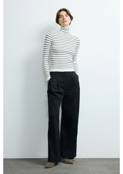 Moda Tutkusu Çizgili Balıkçı Yaka Kazak Kemik 139M2268000 modelleri