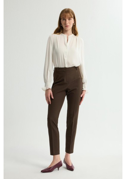 Yırtmaç Detaylı Pantolon Kahve 153L9239002