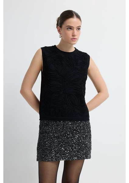 Kabartma Desenli Triko Süveter Siyah 16745372000 fırsatları