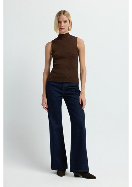 Taşlı Boğazlı Kolsuz Triko Bluz Kahve 11544473001 modelleri