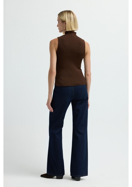 Taşlı Boğazlı Kolsuz Triko Bluz Kahve 11544473001 indirimleri