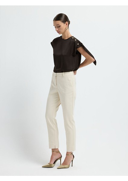 Paçası Yırtmaçlı Yandan Cepli Pantolon Vanilya 15326539168 fırsatları