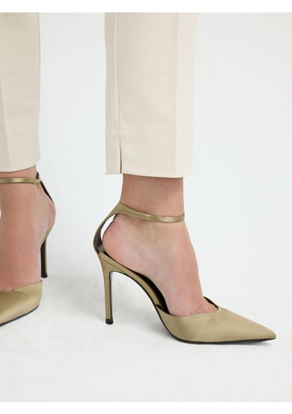 Paçası Yırtmaçlı Yandan Cepli Pantolon Vanilya 15326539168 indirimleri