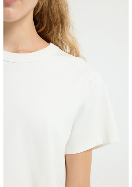 Kısa Kollu Tişört Kemik 17545990000 fiyatları