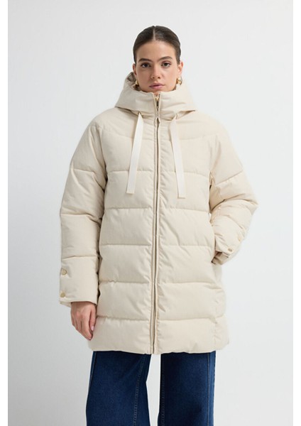 Kapüşonlu Şişme Mont Vanilya 15245280000