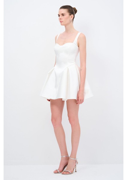 Mert Aslan Askılı Mini Elbise Kemik 12445465000 modelleri