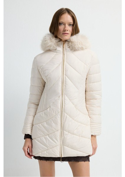 Kürk Detaylı Uzun Şişme Mont Vanilya 15245279000