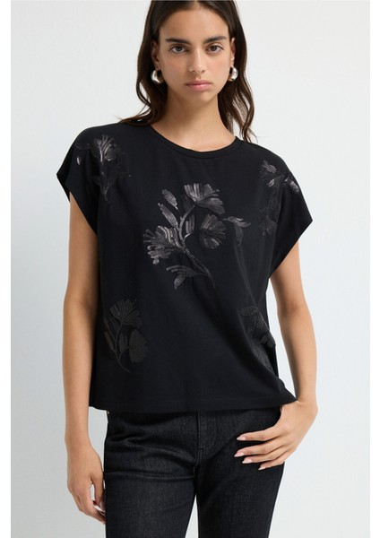 Pul Nakışlı Tişört Siyah 17545830000 fırsatları