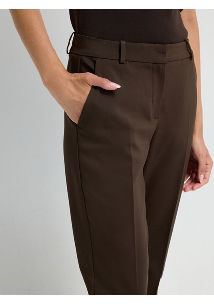 Paçası Yırtmaçlı Yandan Cepli Pantolon Kahve 15326539168 fırsatları
