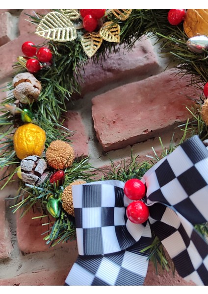 Yılbaşı Kapı Süsü Çelenk El Yapımı Ahşap Halka 20 cm fırsatları