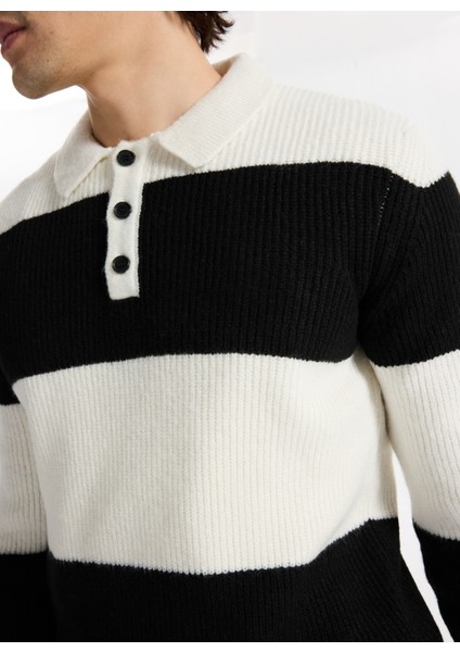 Düğmeli Yaka Normal Örgü Desenli Siyah - Beyaz Erkek Kazak M5WM-KZK1547 fırsatları