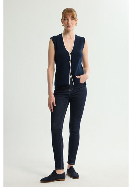 Kolsuz Triko Yelek Lacivert 179L9627000 modelleri