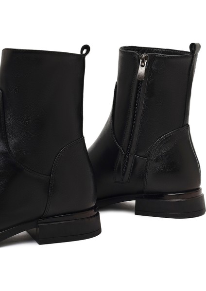 Kadın Siyah Fermuarlı Deri Bot 25WFD413218