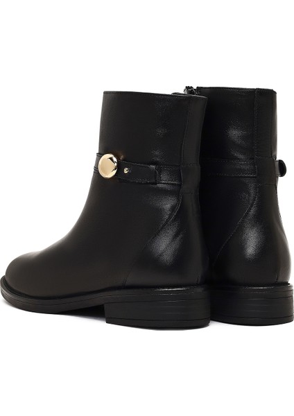 Kadın Siyah Fermuarlı Deri Bot 25WFD162718