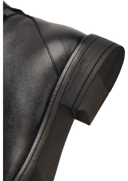 Kadın Siyah Fermuarlı Deri Bot 25WFD162718