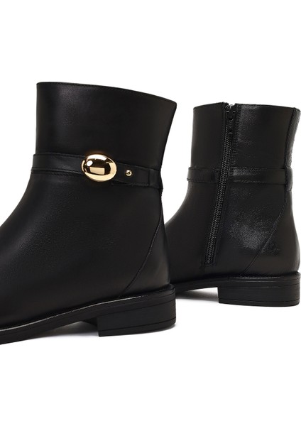 Kadın Siyah Fermuarlı Deri Bot 25WFD162718