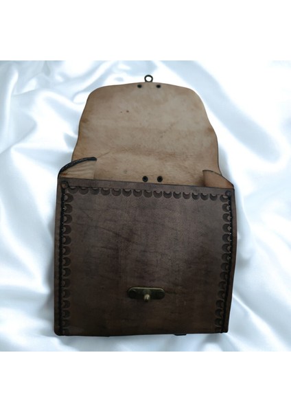 El Yapımı Hakiki Deri Vintage Sırt Çantası - Full-Grain Gerçek Deri Unisex Sırt Çantası - Ayarlanabilir Askılı ve Tokalı Şık Tasarım fırsatları