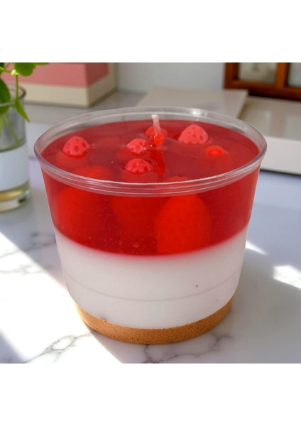Çilek Reçeli Mum – Jel & Soya Wax El Yapımı Kokulu Mum (Çilek Kokulu Mika Kap Mum) fırsatları