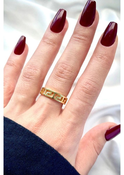 Premium Seri Font Tasarım Cilalı Ayarlanabilir Kadın Yüzük Gold modelleri